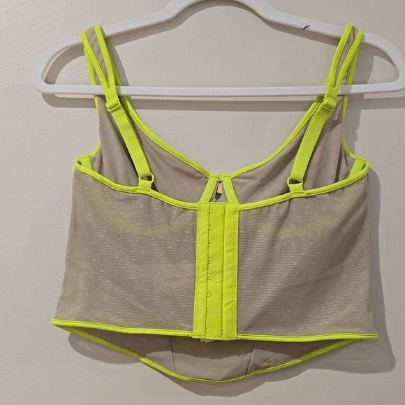 1316 NWT Victoria's Secret PINK Wink Charmed Fruit Corset Top Large - Picture 4 of 8